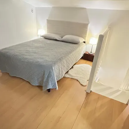 Duplex 12eme Pres De Nation Appartement